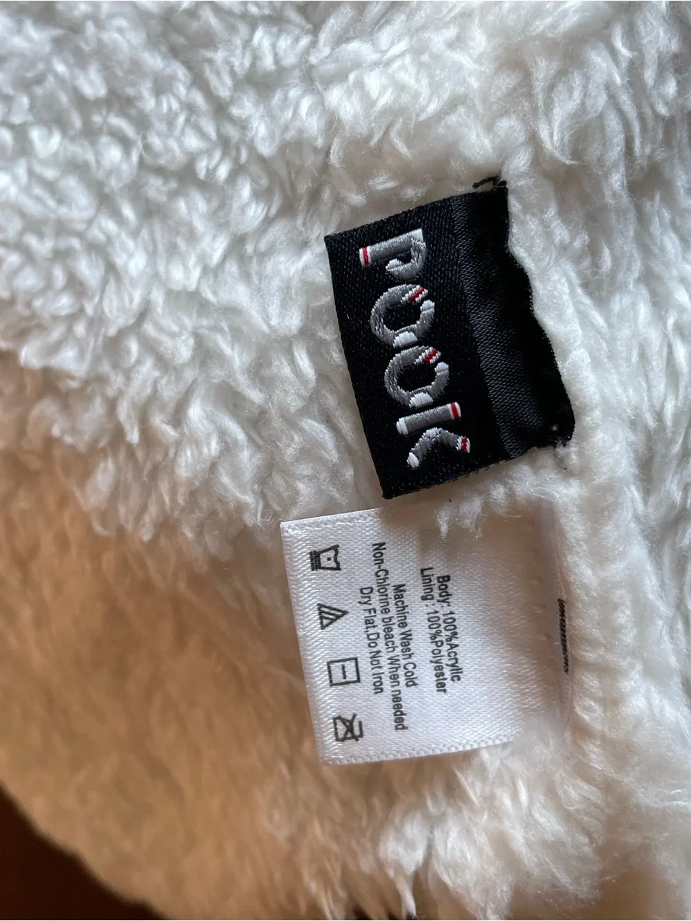 Pook Beanie stocking cap One Size Gray Red White Black Toque Fleece unisex